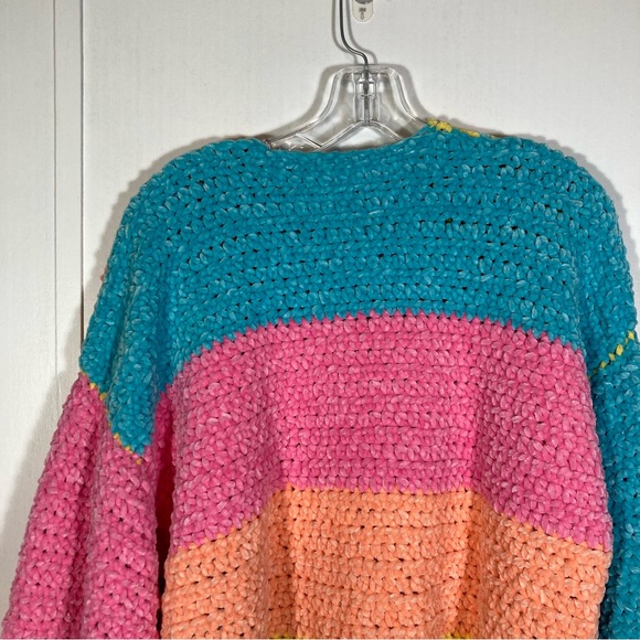 Chunky Oversized Trendy color-block crochet cardigan sweater. Plus Size. - Picture 7 of 8